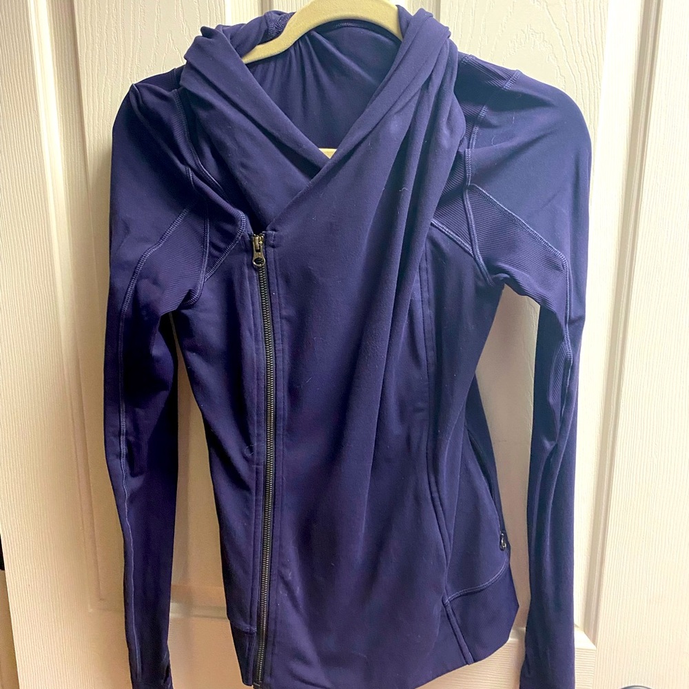 Lululemon wrap jacket size 8